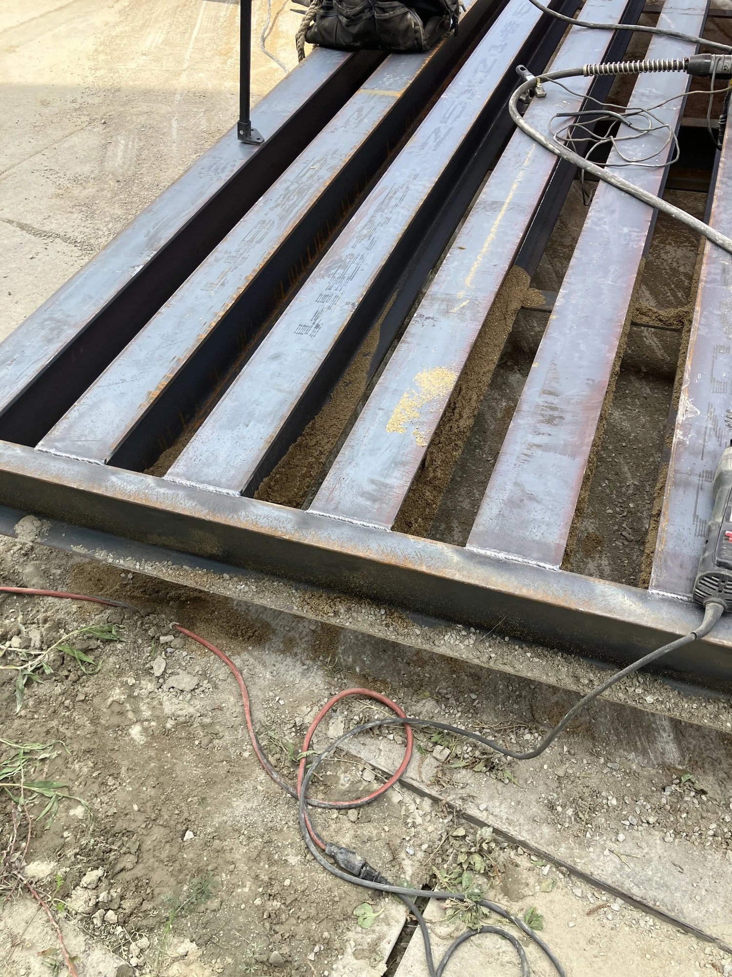 Welded steel slat gate project