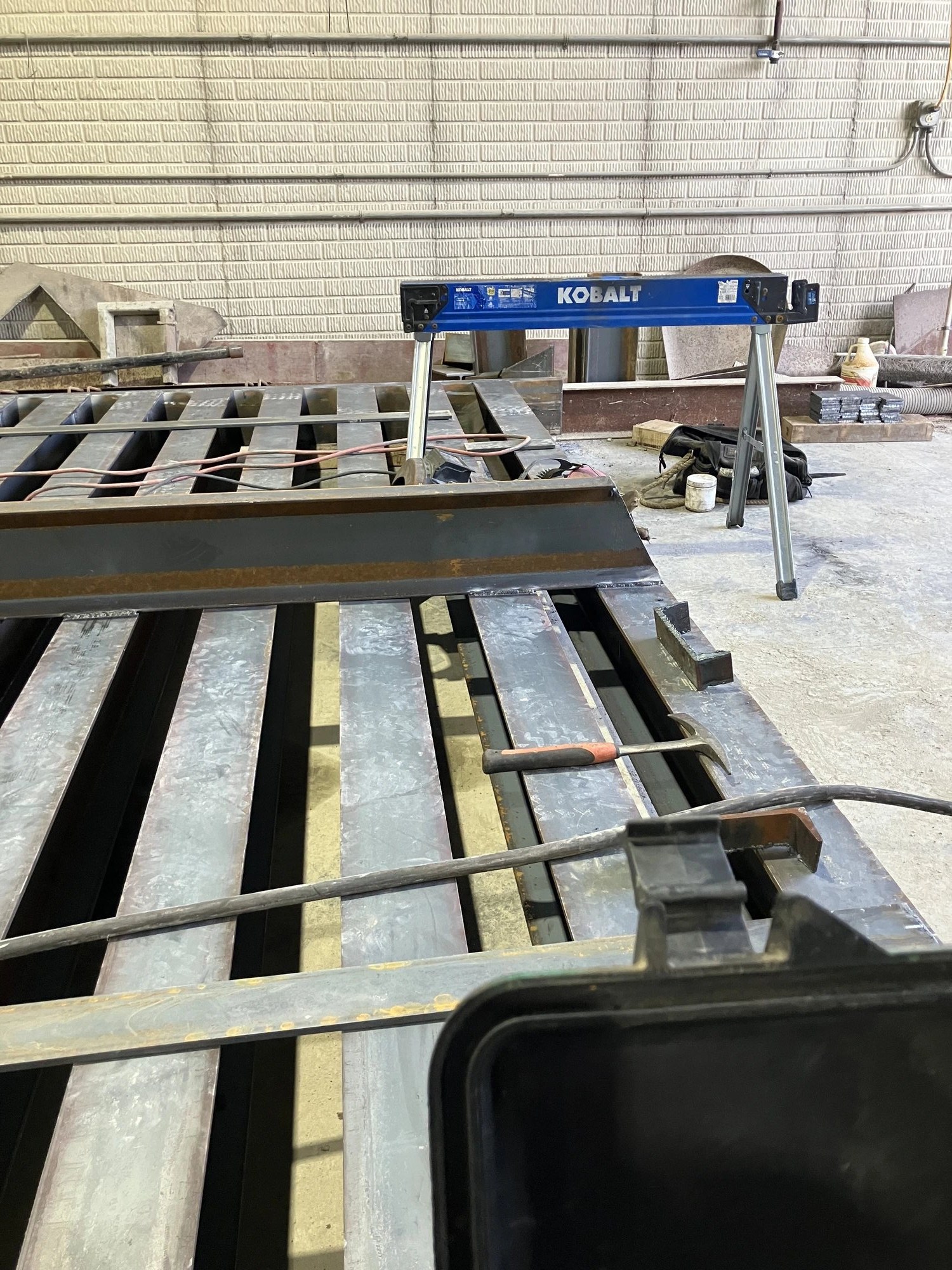 Steel slat gate build