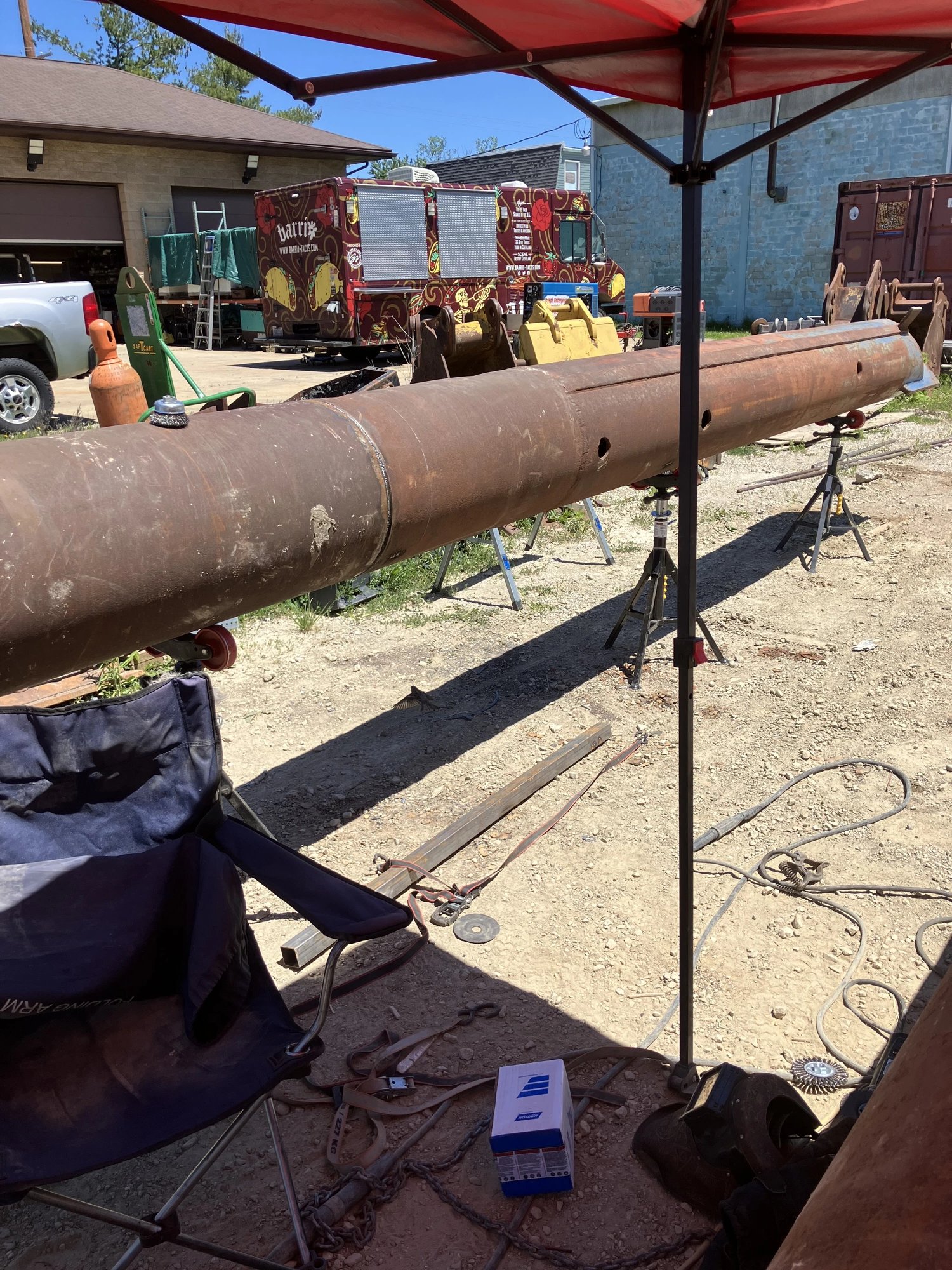 Heavy pipe welding project